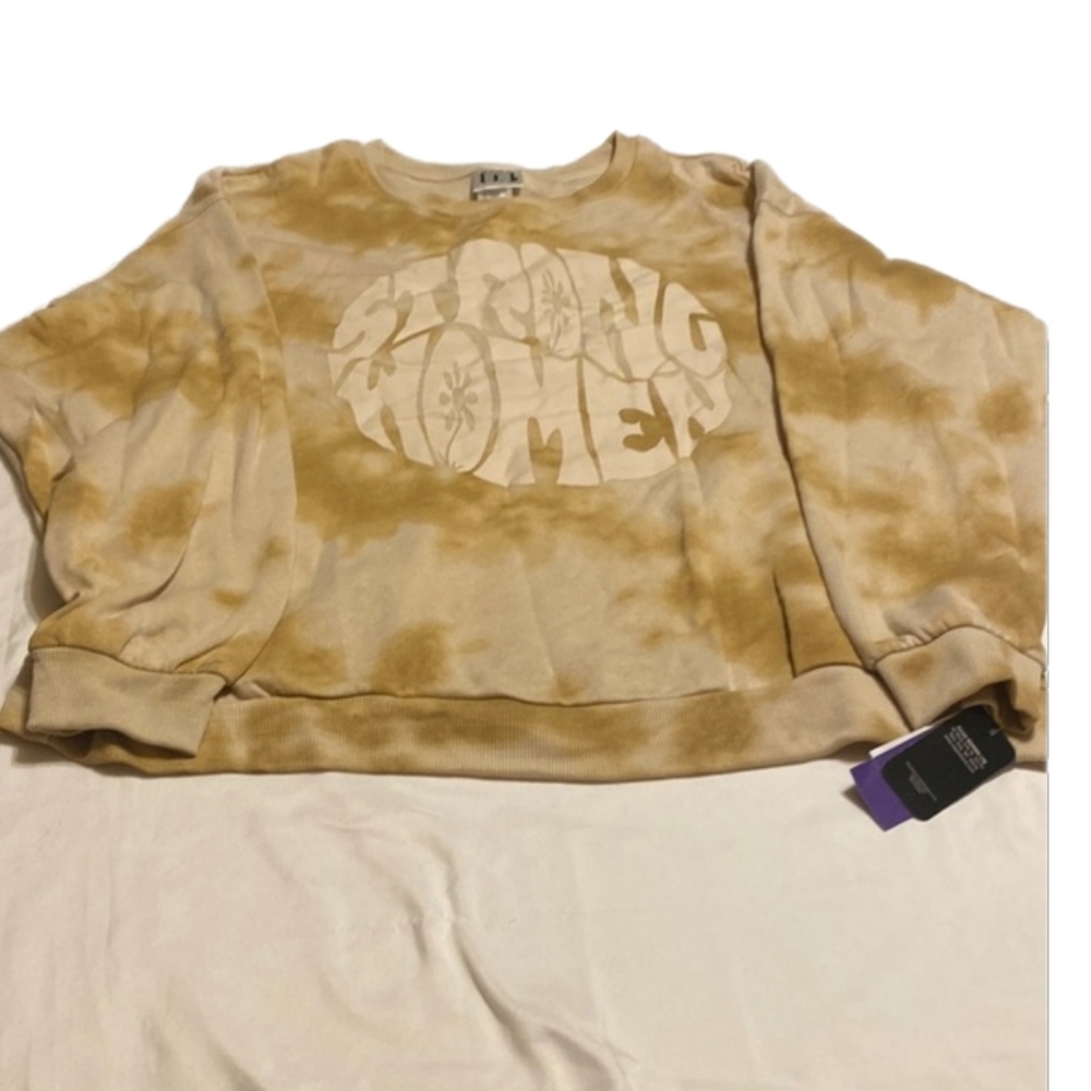 Isaac Morris LTD Women’s printed Strong Women sweat shirt size XXL plus Tan